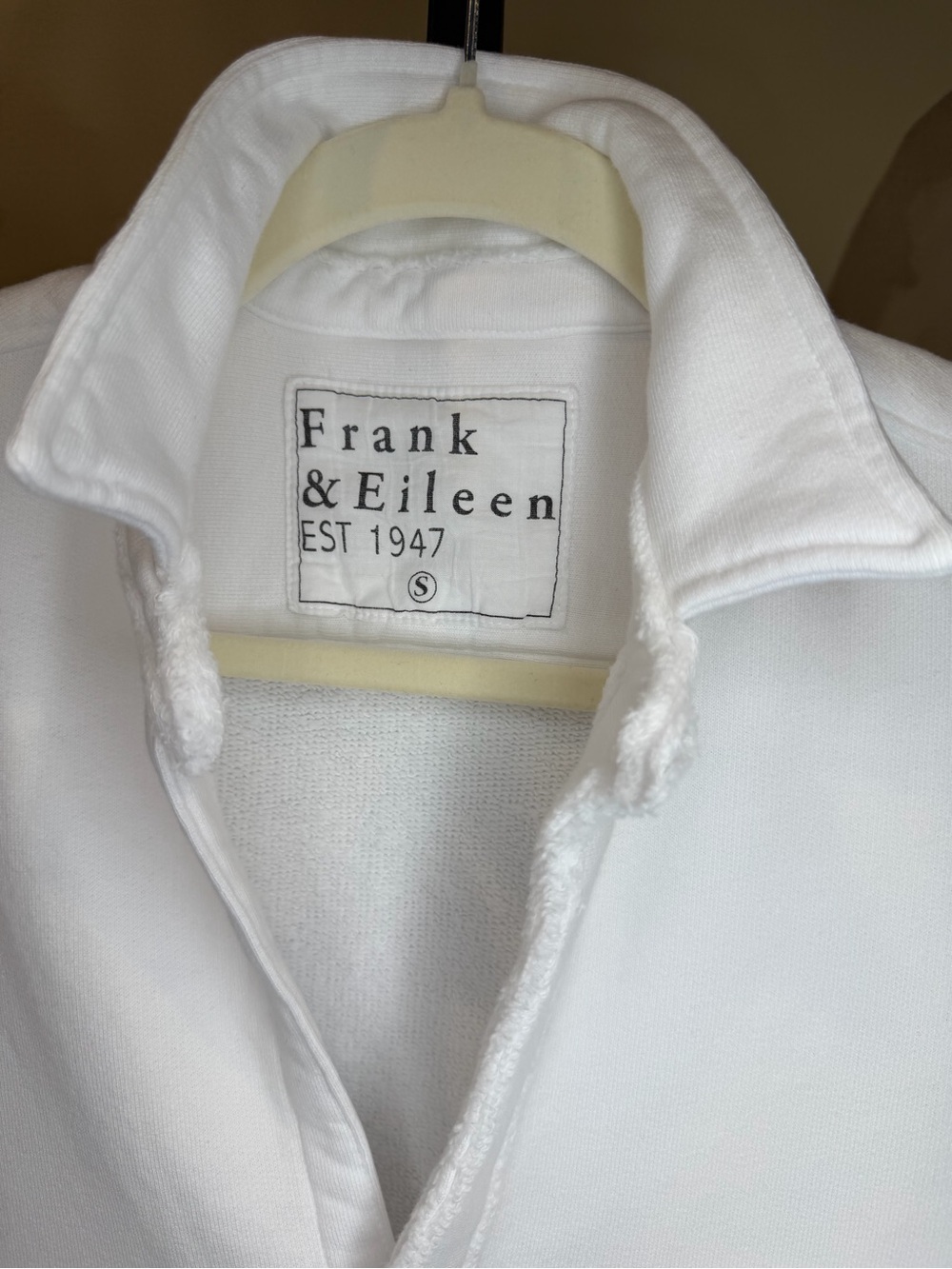 🆕Frank & Eileen Eileen Sweatshirt Button-Up in White - Picture 5 of 8